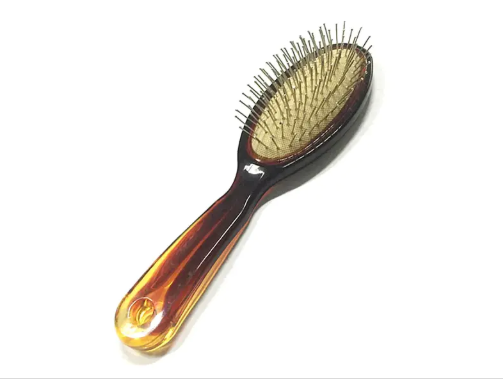 엉킴방지 헤어브러시는 모발과 두피에 좋은가요?